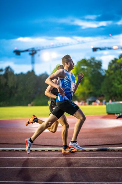 Jonas Kulgemeyer (OTB Osnabrueck) ueber 3000m am 03.06.2022 waehrend der Sparkassen Gala in Regensburg